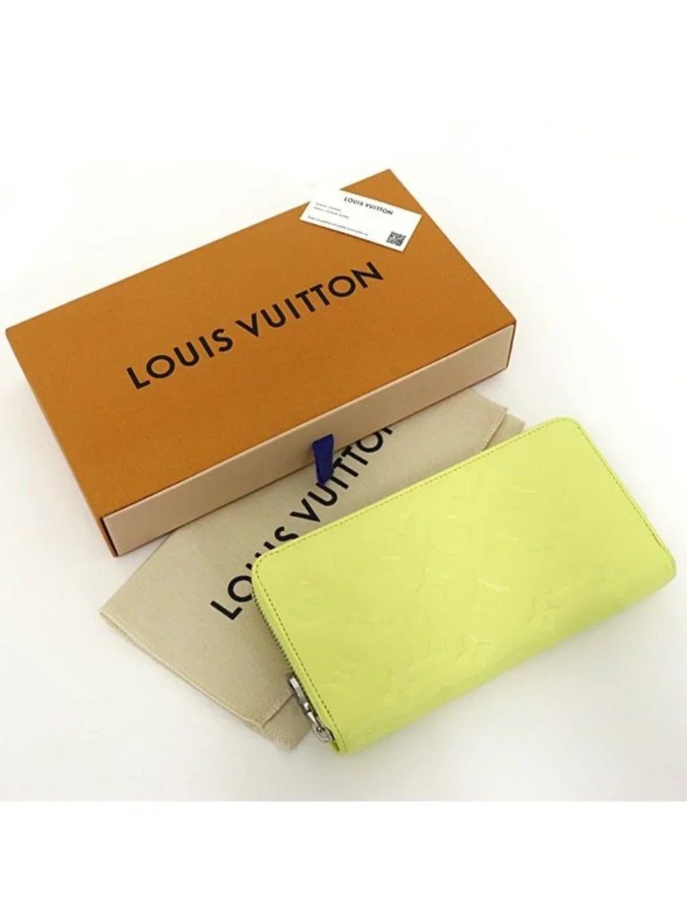 Louis Vuitton Zippy Wallet Coussin Lambskin Monogram Yellow
